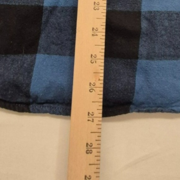 Magellan Outdoor‎ Men's Classic Fit Blue/Black Plaid Button Up Shirt LG - Picture 9 of 11